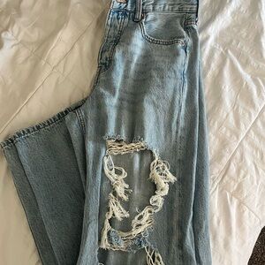 Distressed Light Blue Jeans size 4